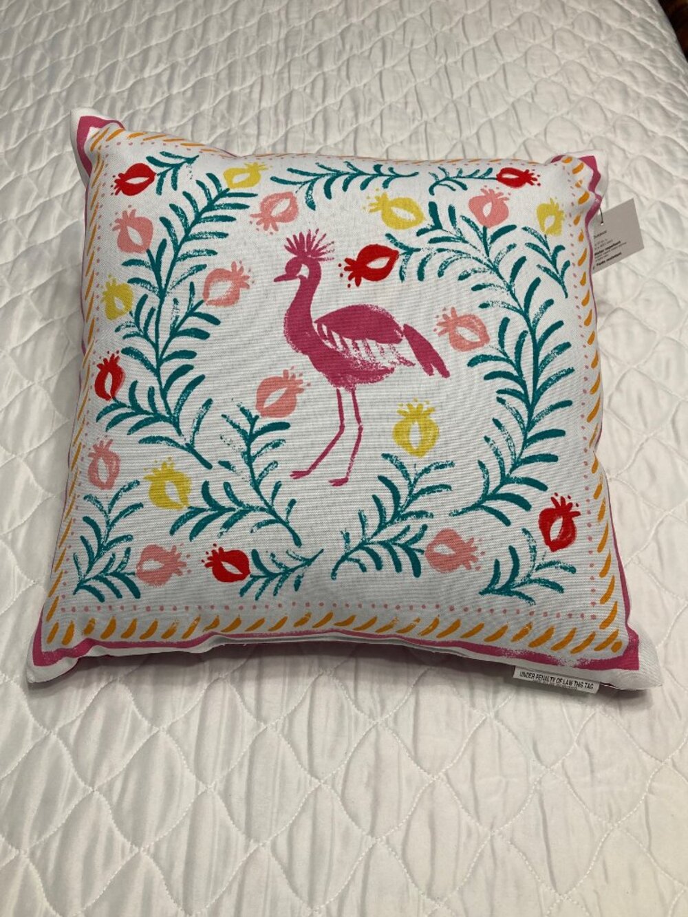 NEW * Indoor / Outdoor Pillow